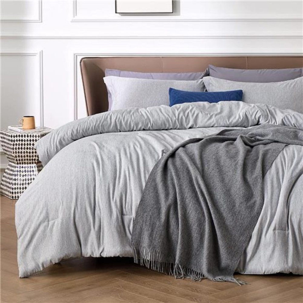 Queen Comforter Set - Grey Soft Bedding 3 Piece Set with 2 Pillow Shams